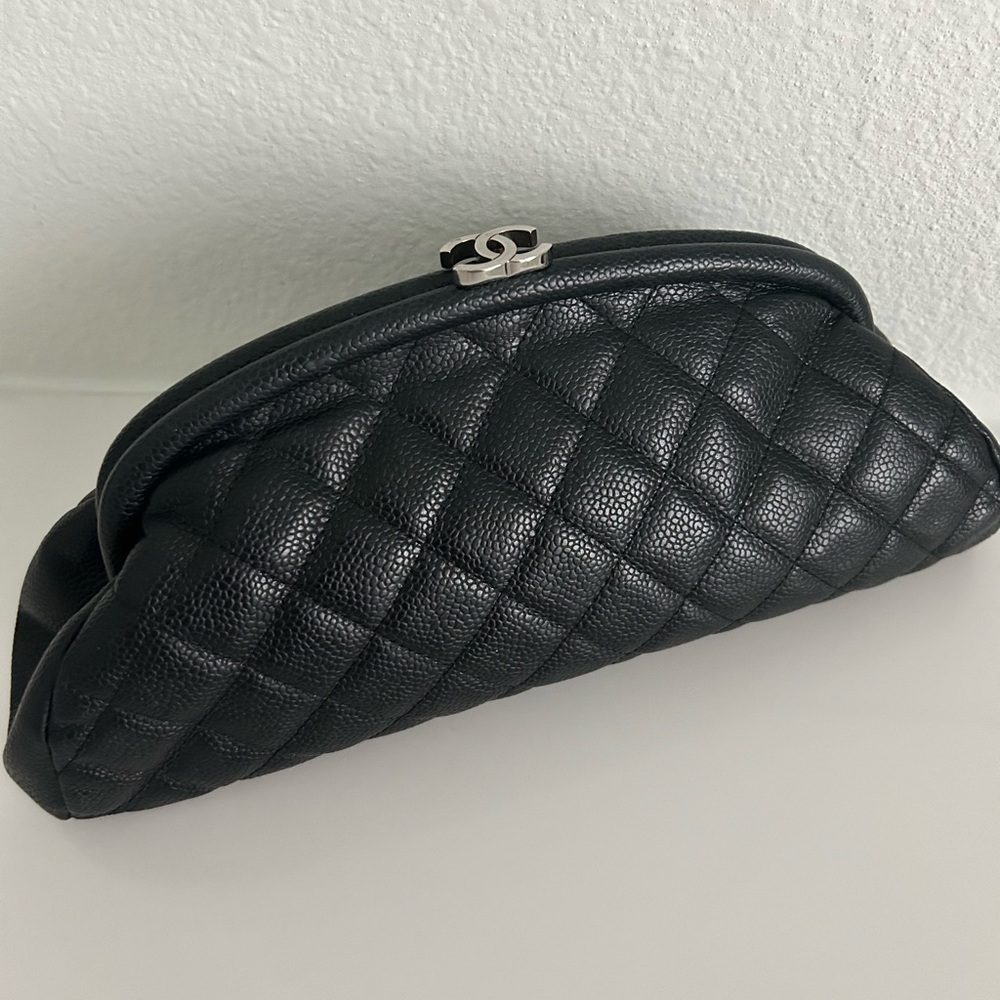Chanel clutch in black caviar
